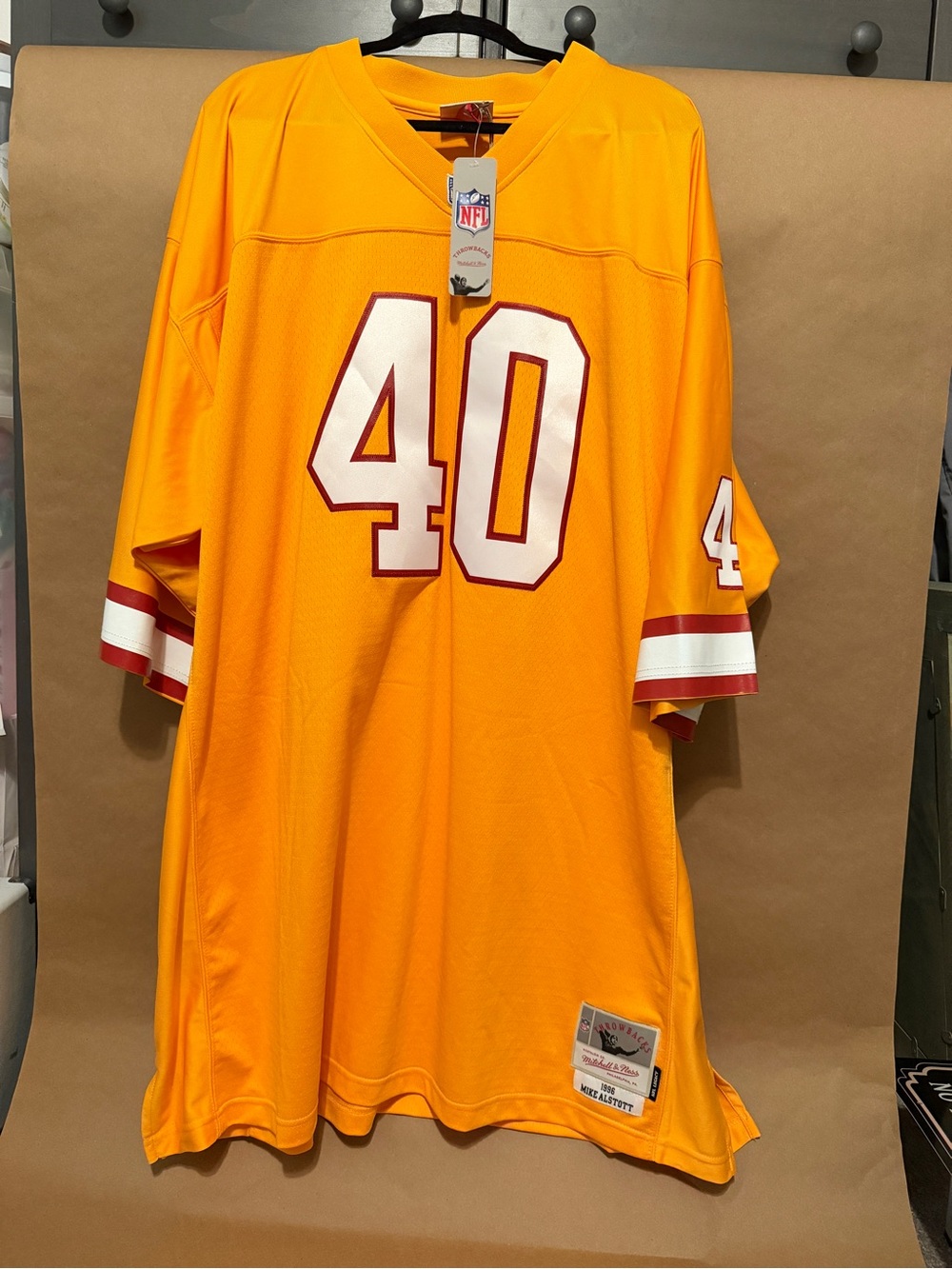 Mitchell & Ness Mike Alstott, Tampa Bay Bucs Jersey